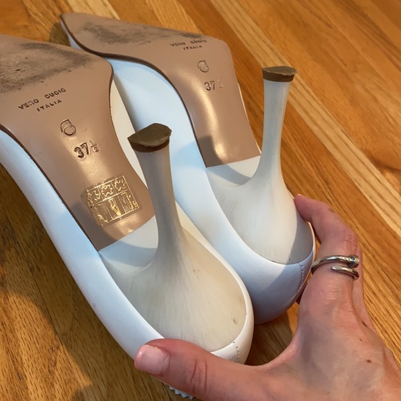 Giorgio Fabiani White Leather Pointed Pumps Size 7 - Picture 13 of 13